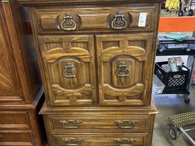 Dresser