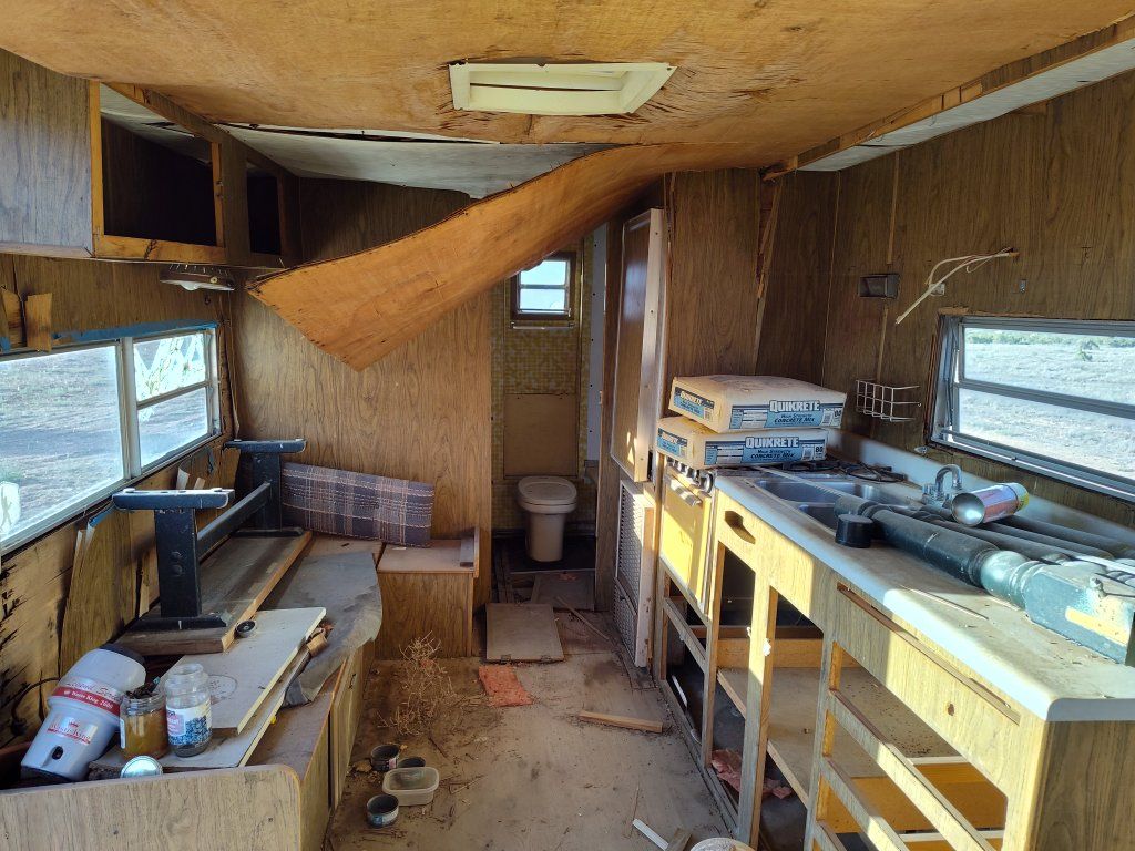 Main image 6