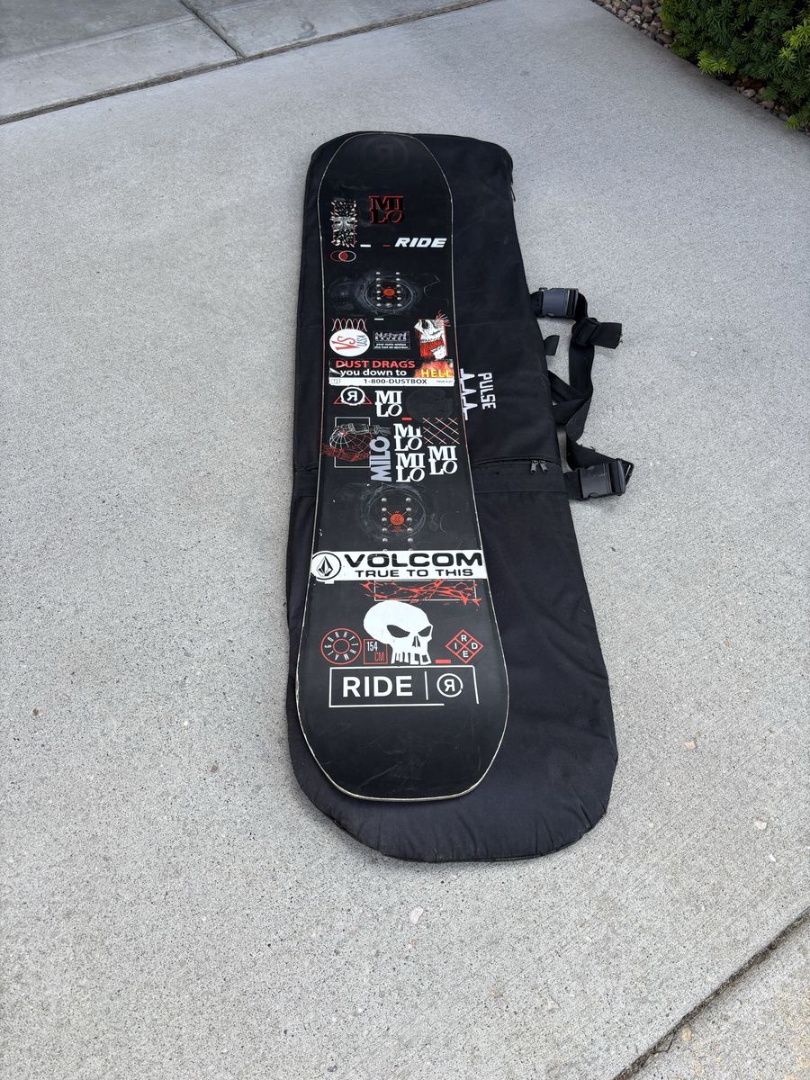 Ride Milo Series Snowboard 154cm with Volcom Stickers & Pulse Carry Bag