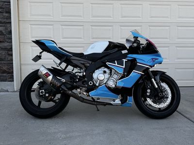 2016 Yamaha R1 Sport Bike - Rebuilt Title, 1400 Engine Miles, Akrapovic Exhaust