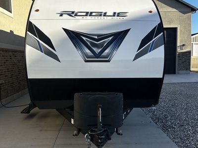 2021 Forest River Vengeance Rogue 25V Toy Hauler w/ Generator & New Tires
