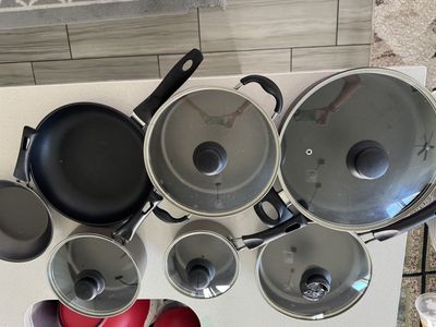 Kitchen Essentials Cookware Set, Dishes, Utensils lot like new all