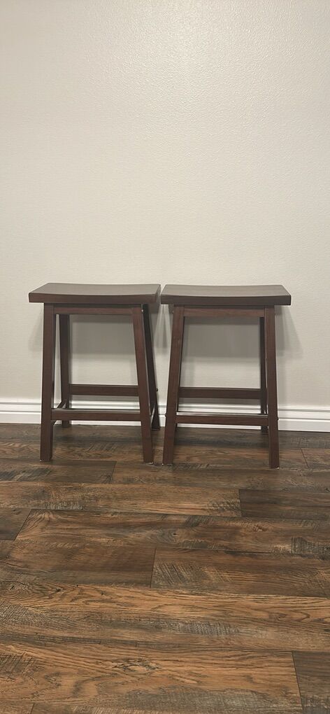 Counter Height Stools: Set Of 2