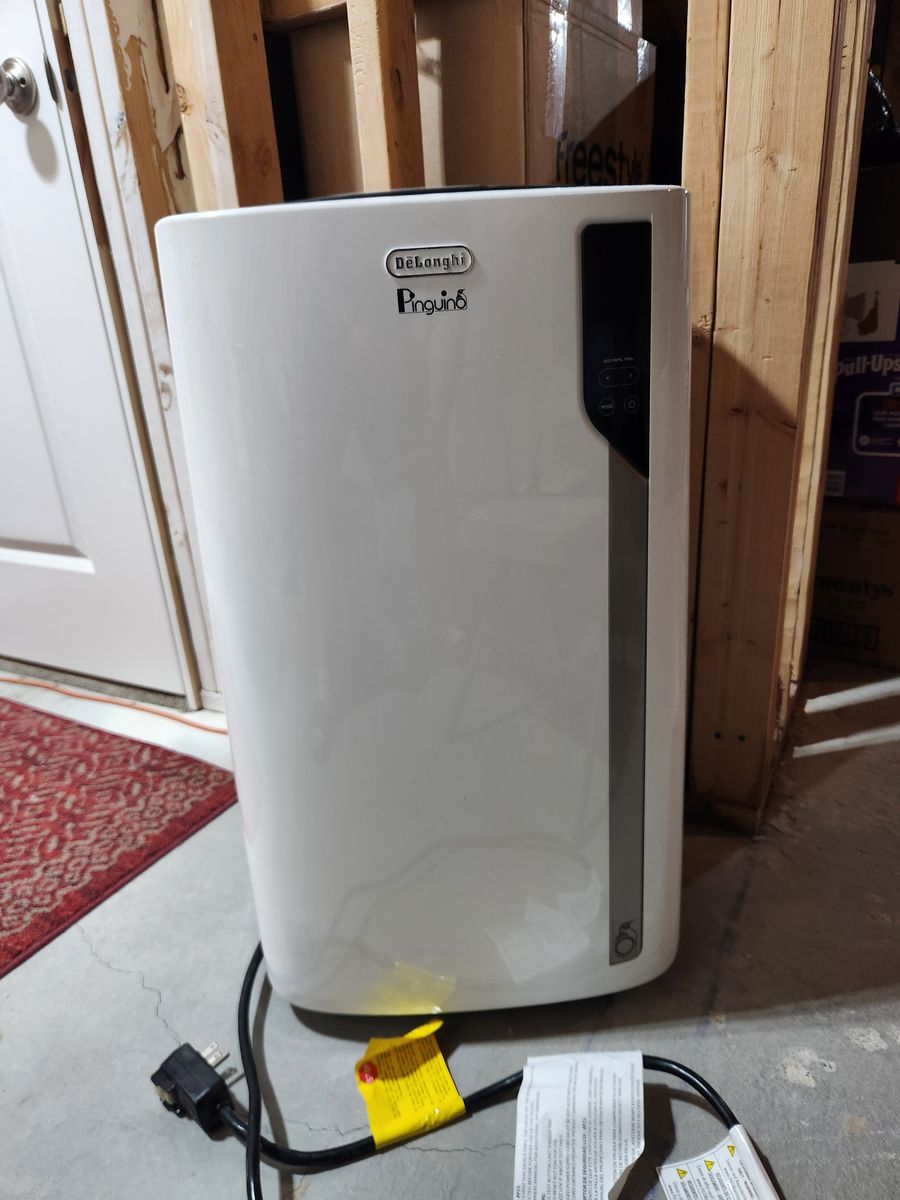 DeLonghi Pinguino PAC EL375HGRK-3AL WH Portable Air Conditioner