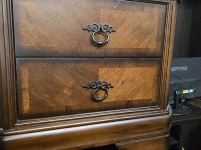 nightstands and dresser