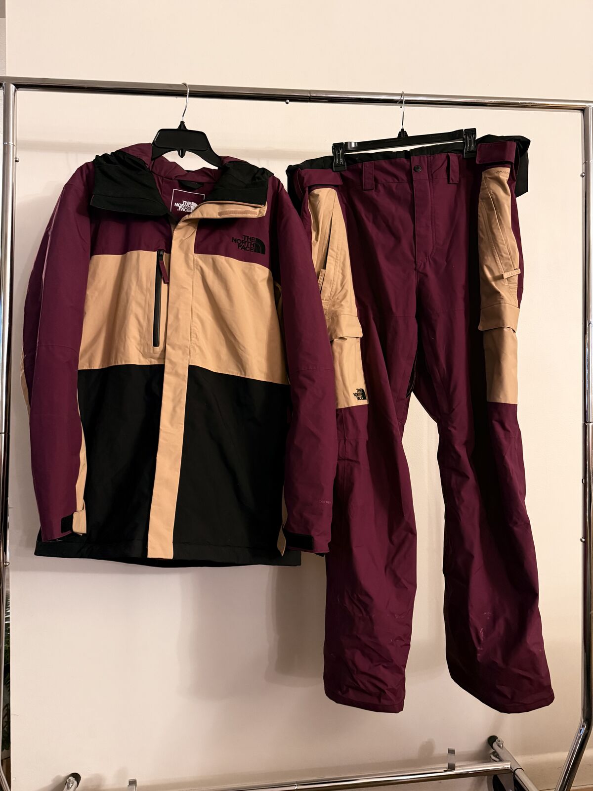 The North Face Men’s Jacket & Bibs