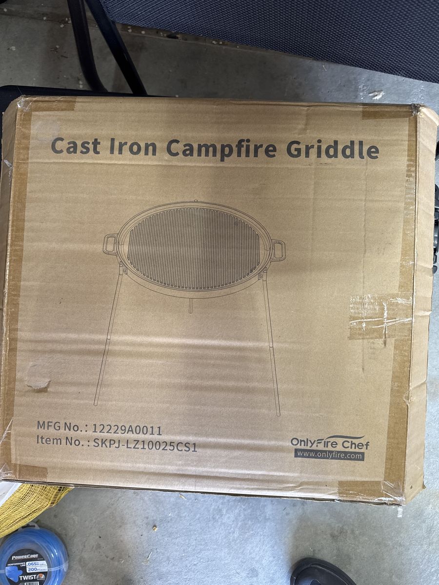 OnlyFire Chef 18” Cast Iron Campfire Griddle