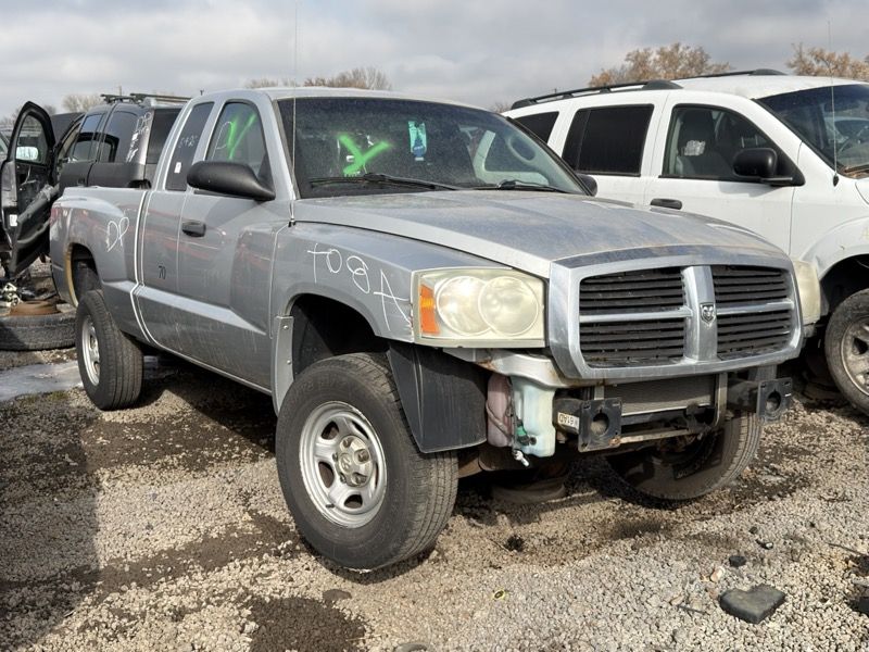 2006 Dodge Dakota Parts