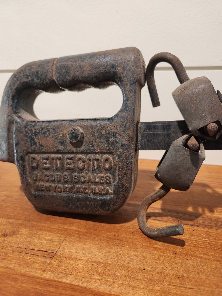Vintage Cast Iron Hanging Scale