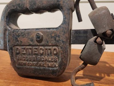 Vintage Cast Iron Hanging Scale