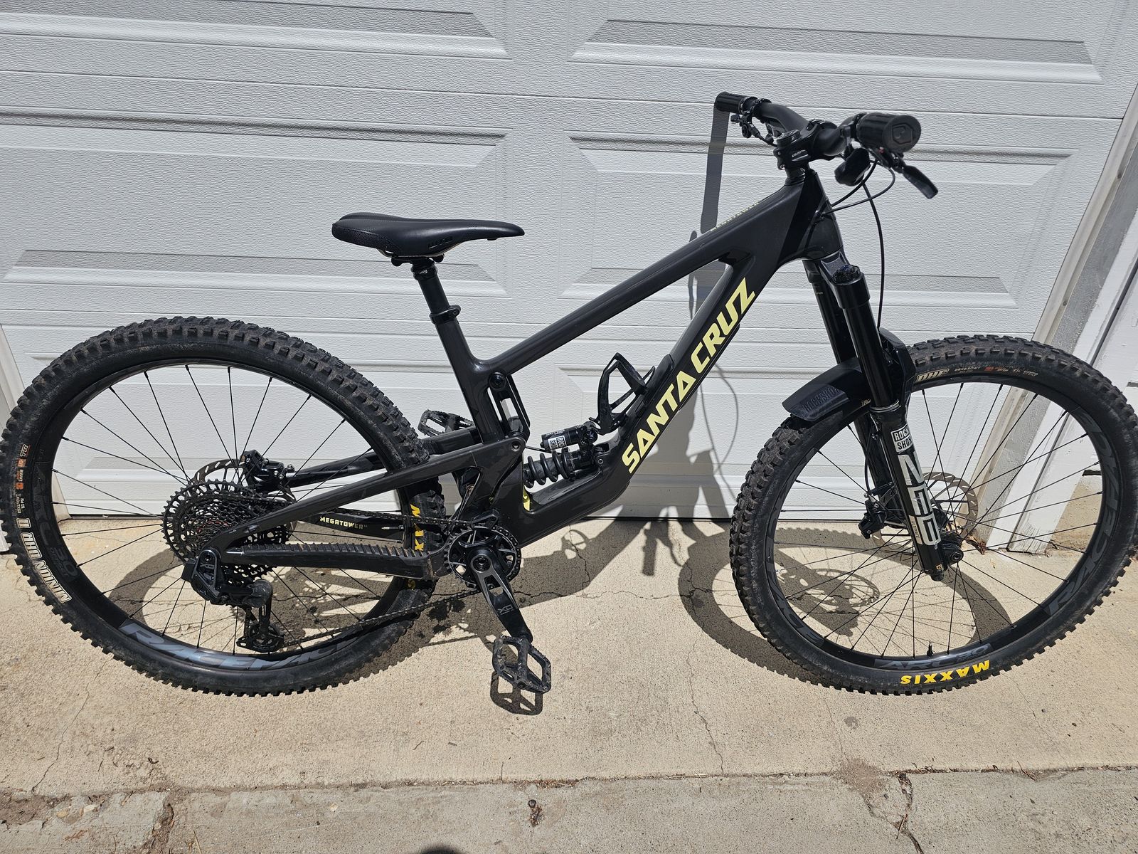 2025 Santa Cruz Megatower CC XO AXS Transmission Size Large