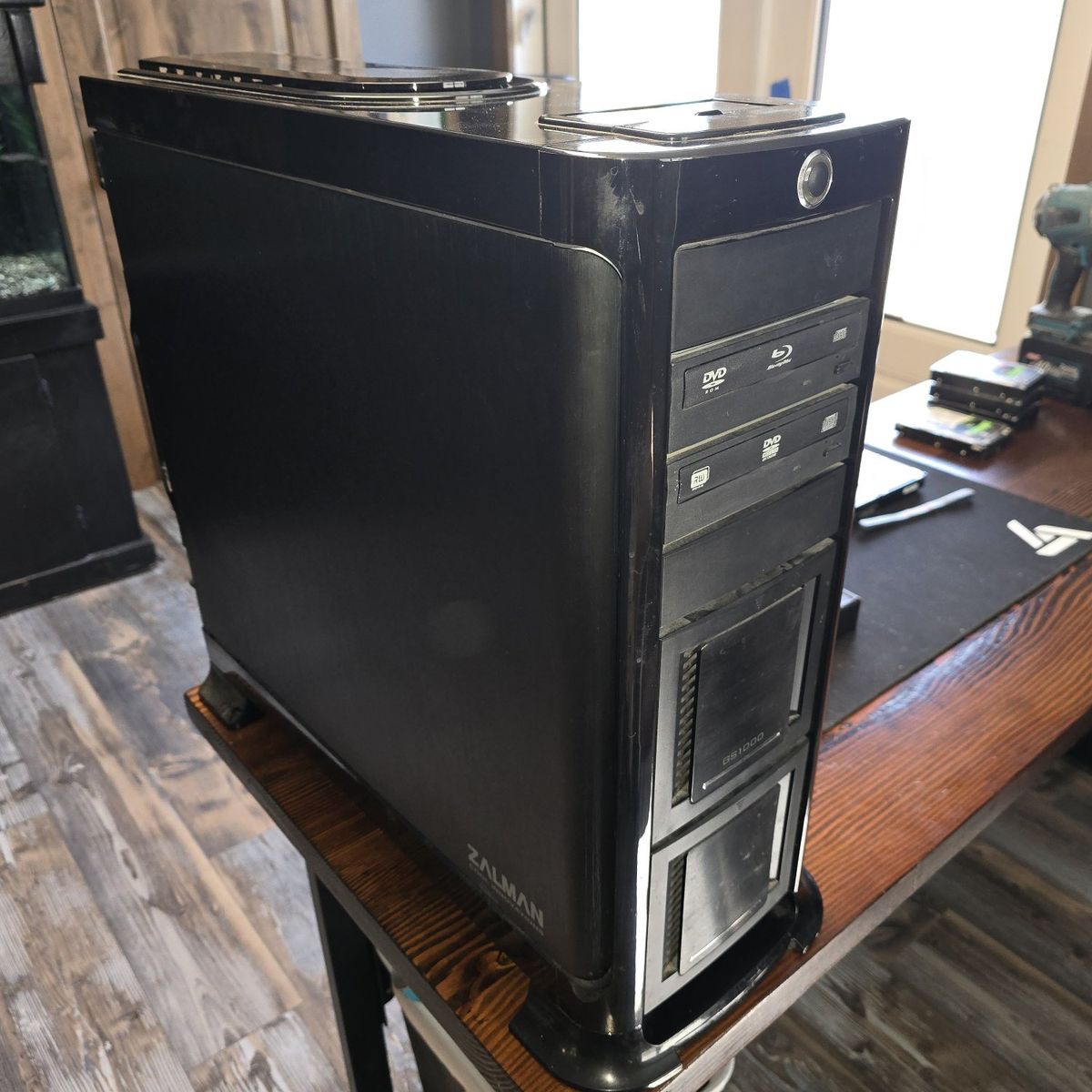 i7 Computer in Zalman GS1000 Case NAS