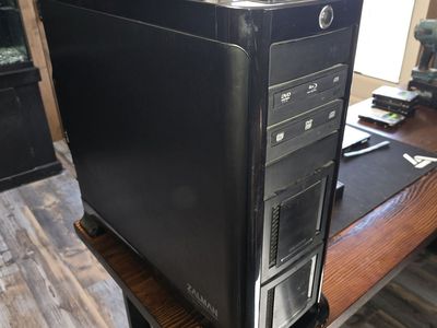 i7 Computer in Zalman GS1000 Case NAS