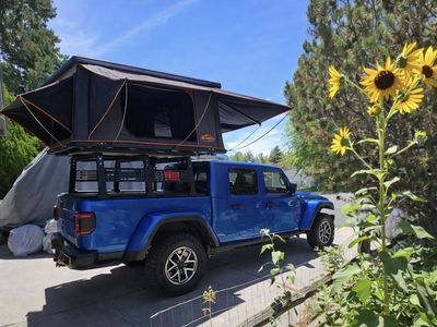 Joyinrute Hardshell Rooftop Tent