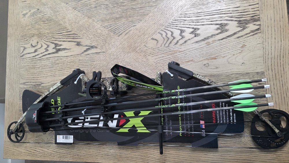 Genesis Gen-X Approach Right Hand Compound Bow with Adjustable Draw Weight & Length
