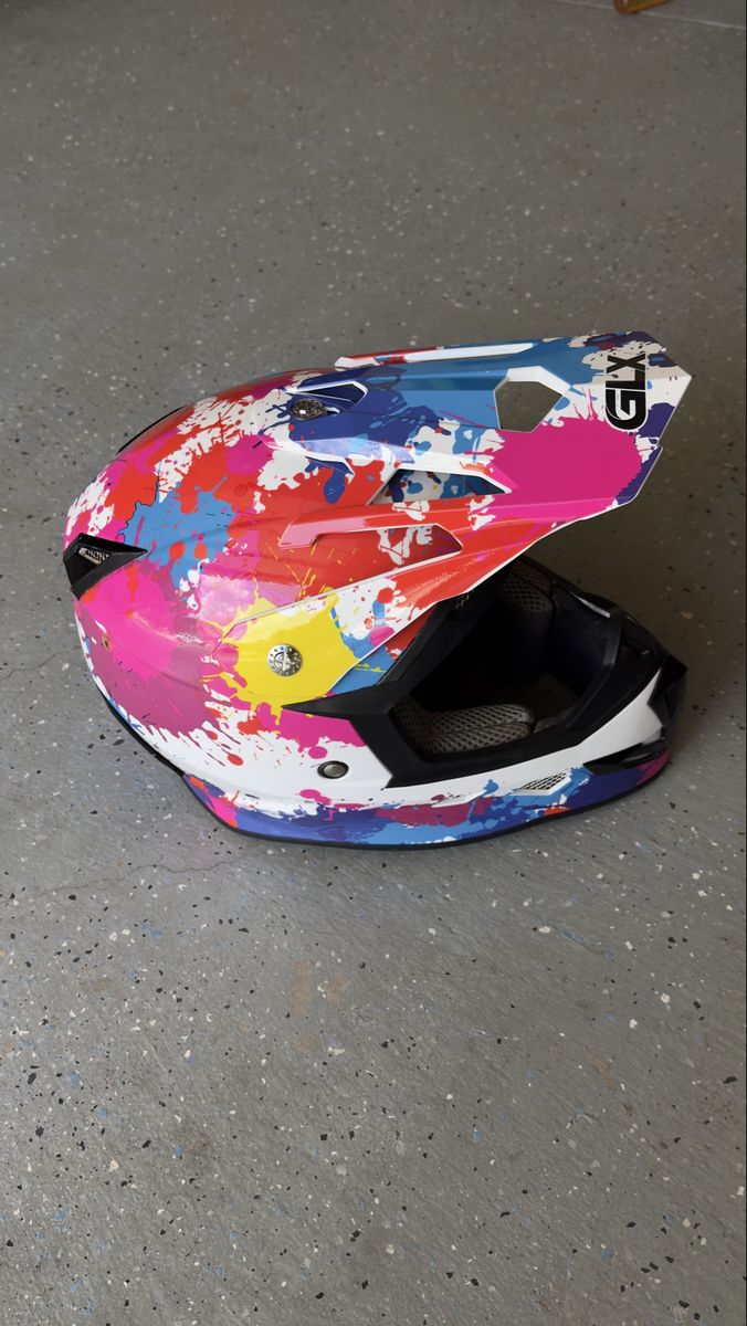 Main image 7
