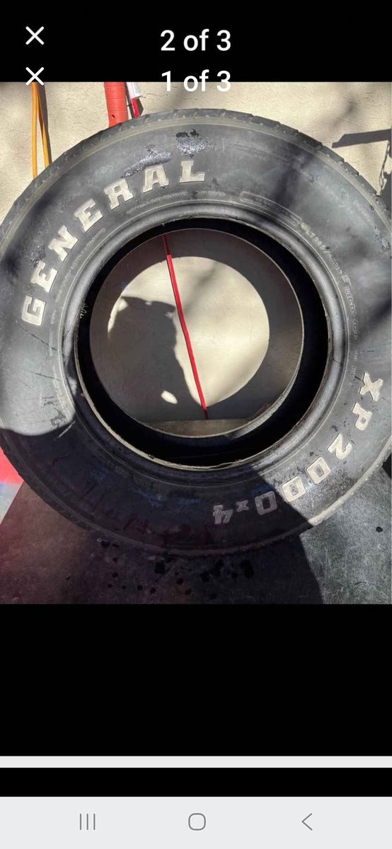 2 Used tires LT295/60 R17