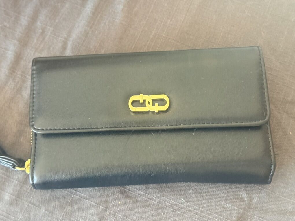 New Black Wallet Clutch Wristlet