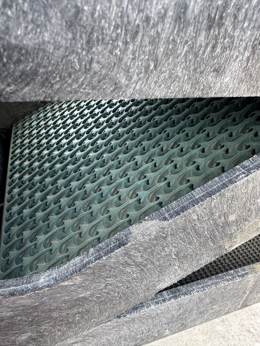 Gold Cube w/ Micro Gold Dreammat & 5"x16" Trommel