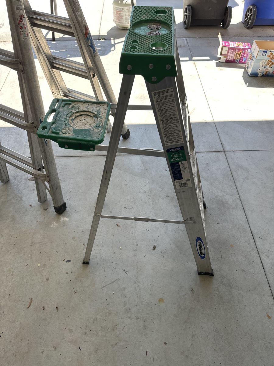 4' aluminum Step ladder