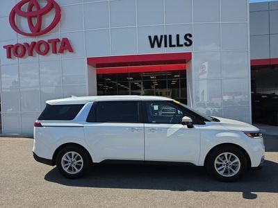 2023 Kia Carnival LX