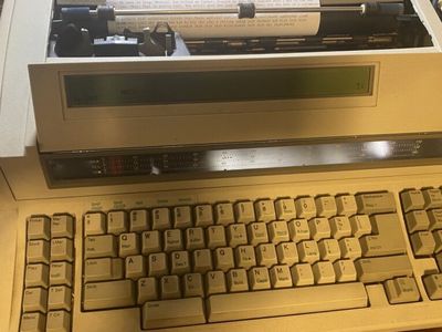 IBM/Lexmark Wheelwriter 2500 Typewriter