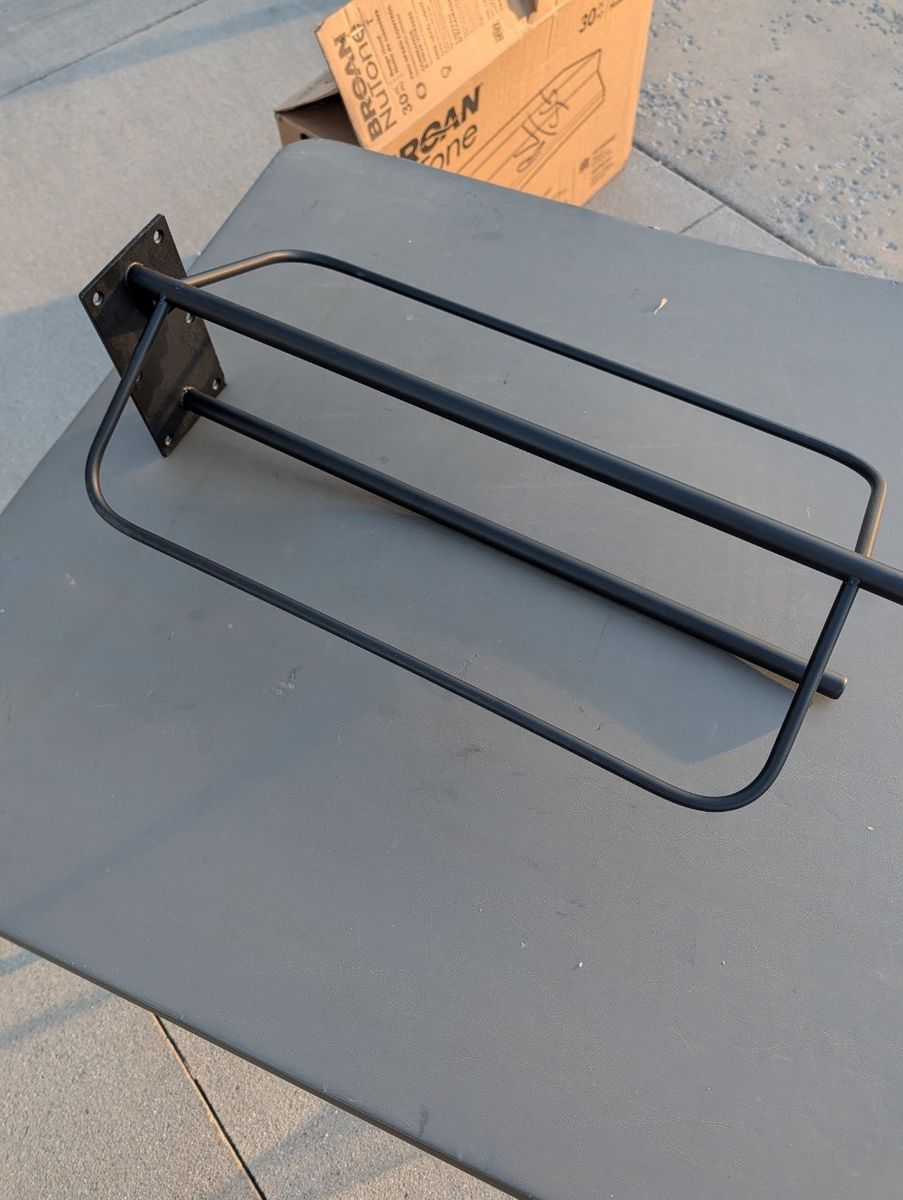 Wall Mount Saddle Rack