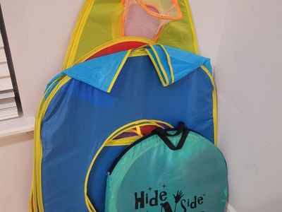pop up tents and tunnels