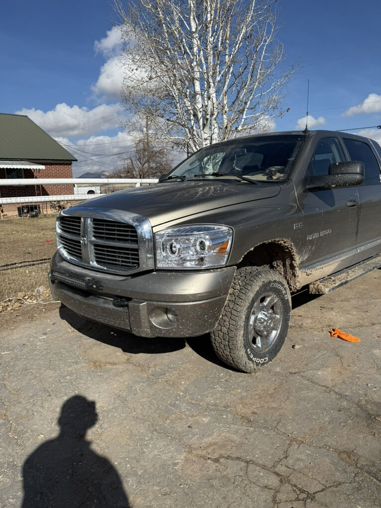 2006 DODGE RAM 1500 Laramie