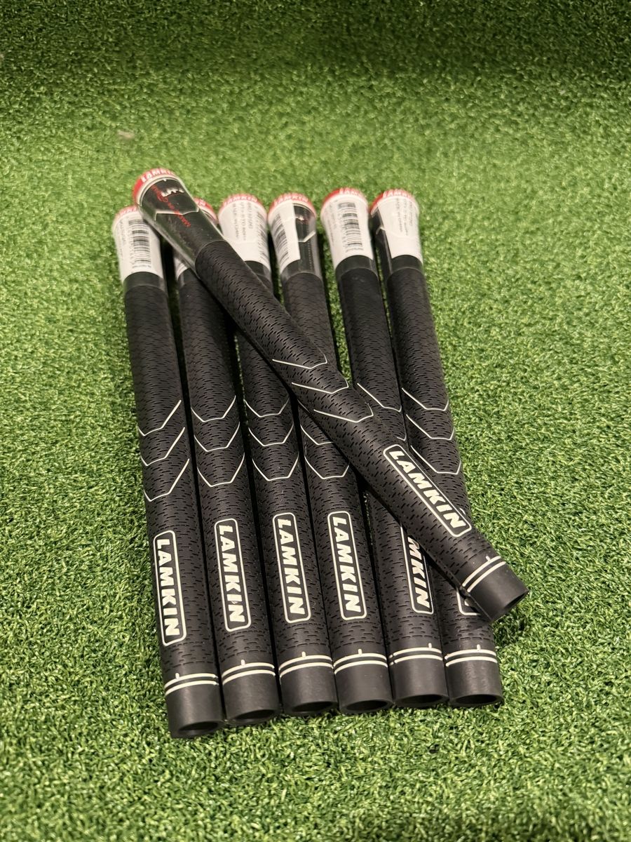 NEW Set of 7 Lamkin UT+ Standard Grips - Black/Red