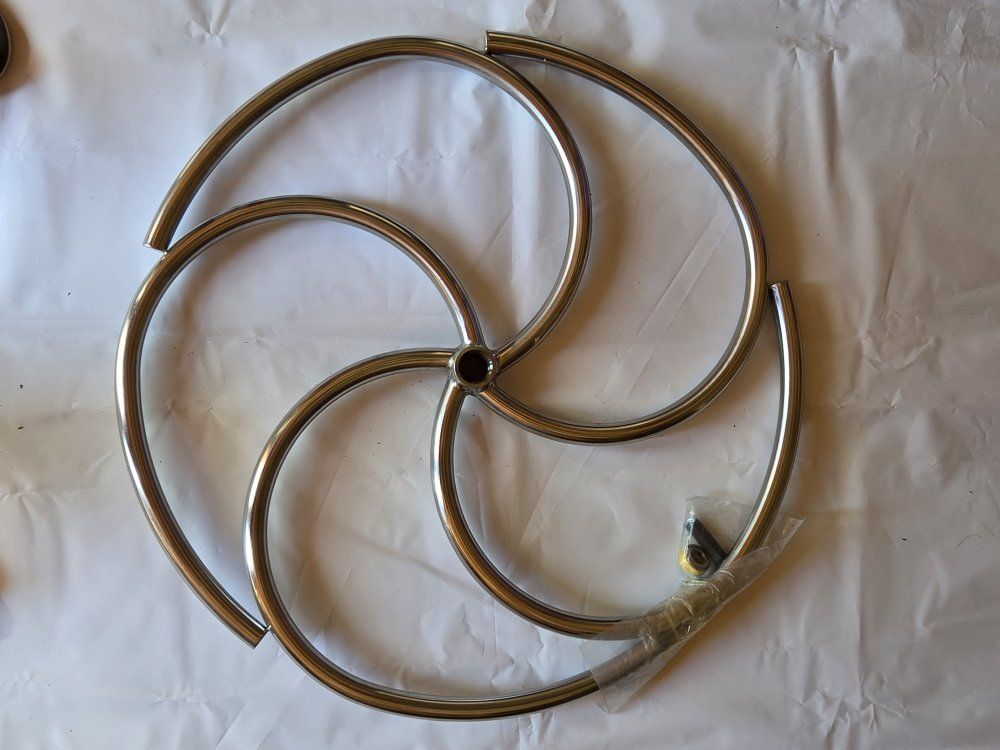 Main image 4