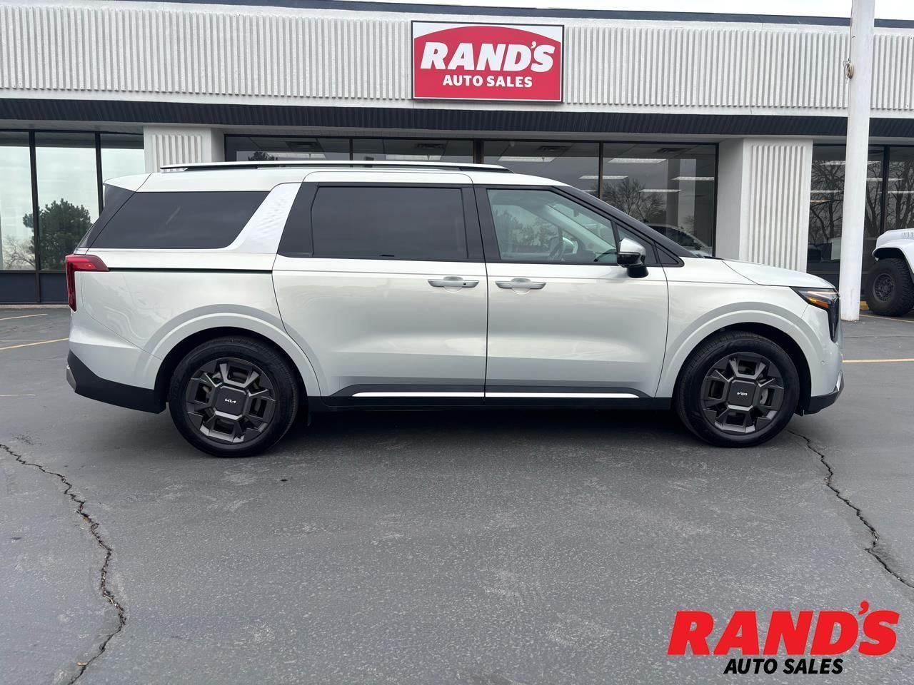 2025 Kia Carnival Hybrid SX