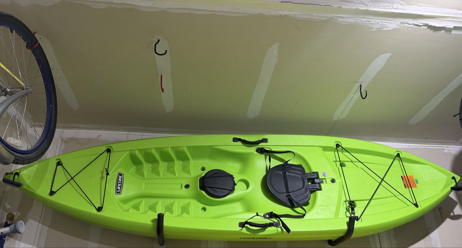 Lifetime 10ft sit on top kayak tahoma
