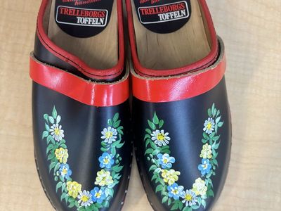Authentic Trelleborgs Toffeln S.A. Nilsson Swedish Hand-Painted Floral Leather Clogs - Made in Sweden