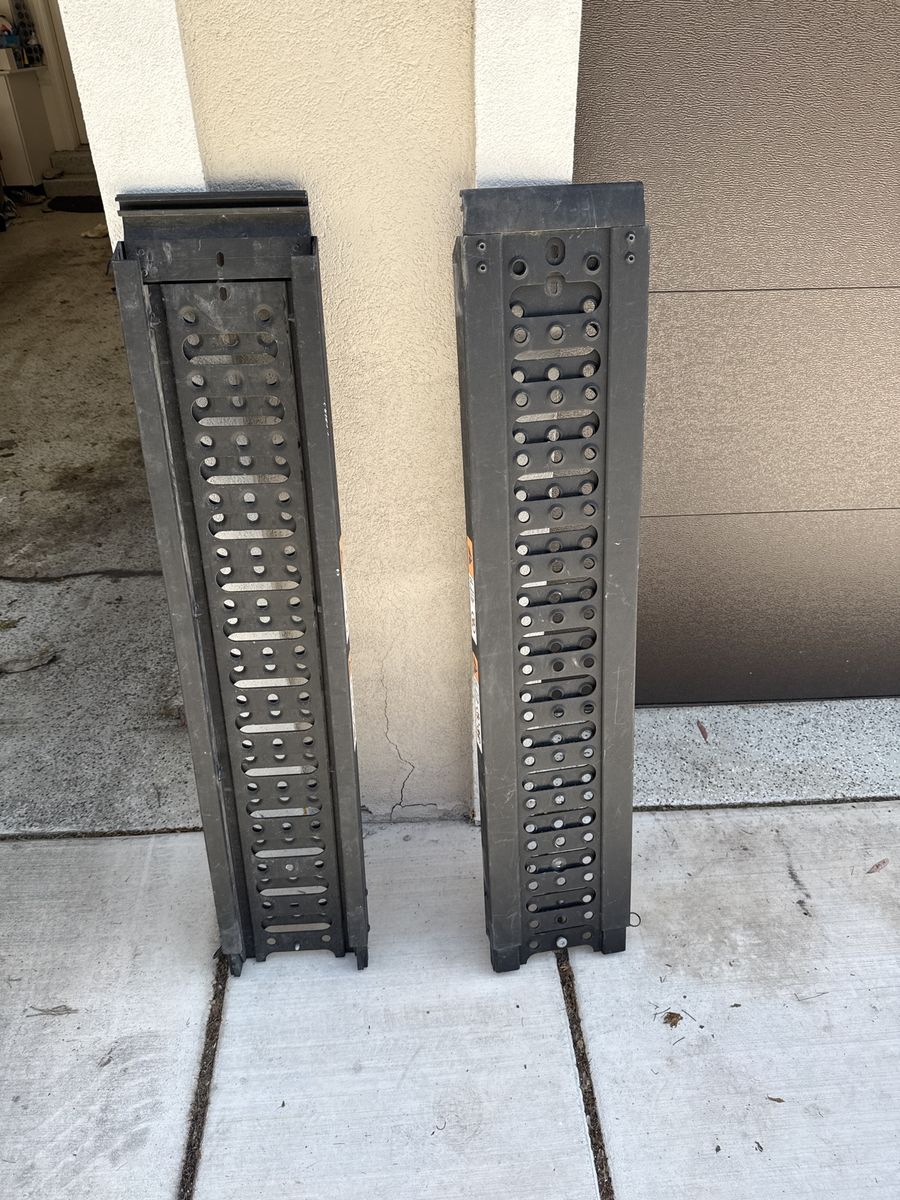 Truck ramps from a Ford raptor
