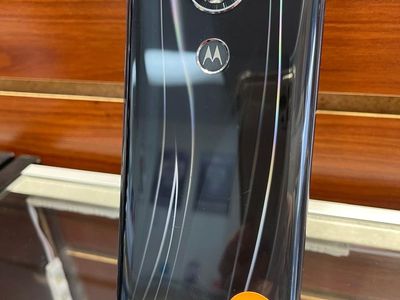 Moto E5 Plus - 32GB - Unlocked