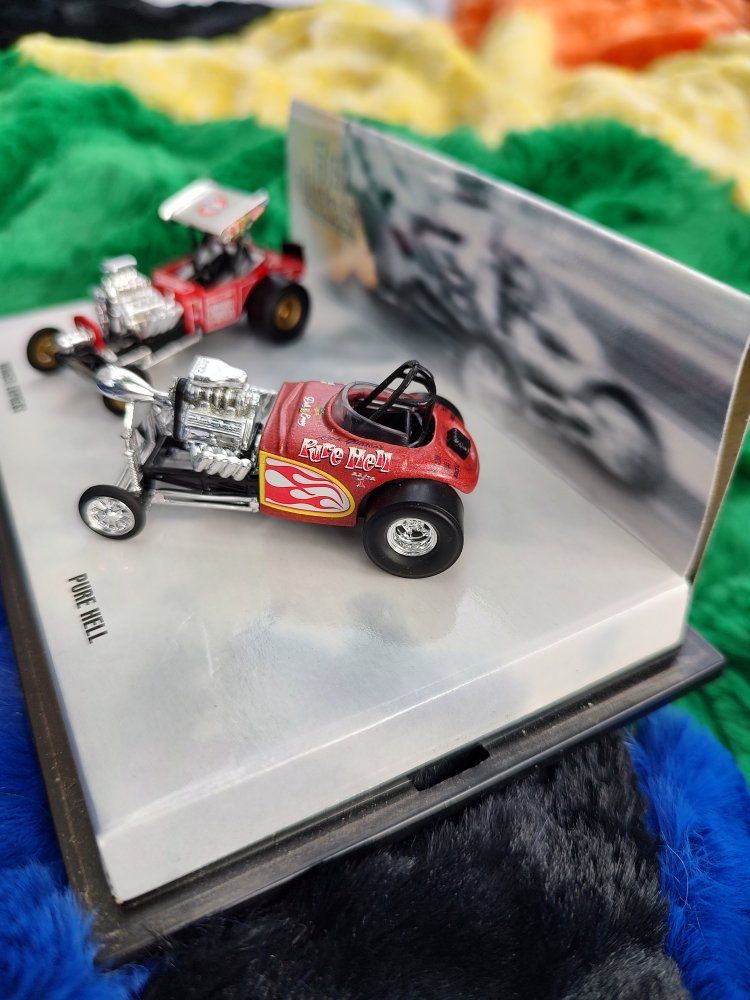 Hot Wheels Fuel Altereds Vintage Drag: "Winged Express" & "Pure Hell" 1:64 Scale Die-Cast Set