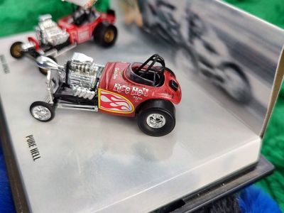 Hot Wheels Fuel Altereds Vintage Drag: "Winged Express" & "Pure Hell" 1:64 Scale Die-Cast Set