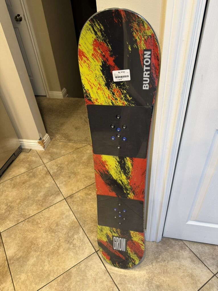 burton grom snowboard -size 120