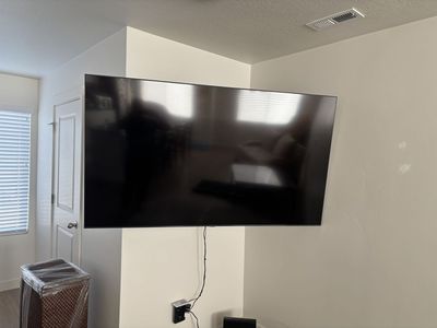 Samsung 75" Crystal UHD 4K Smart TV