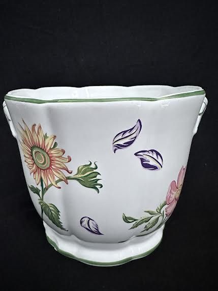 Tiffany & Co. “Tiffany Petals” Ceramic Cachepot Planter Dual Handles  Portugal   