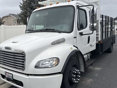 2004 M2 Freightliner In Great Condition
