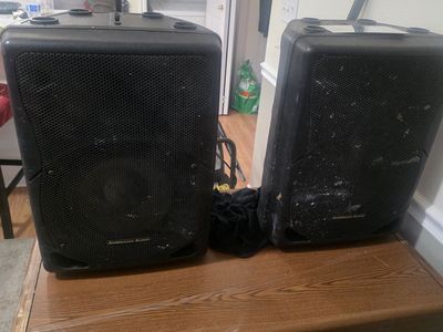 dj speakers and light