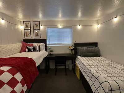 FEMALE GLENWOOD CONTRACT FIRST MONTH OFF RENT!!