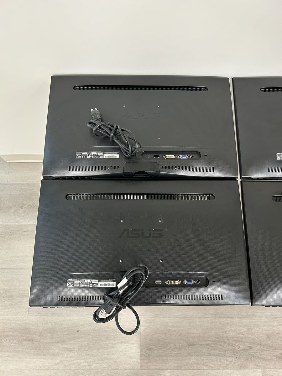 Computer Monitors (See Description)