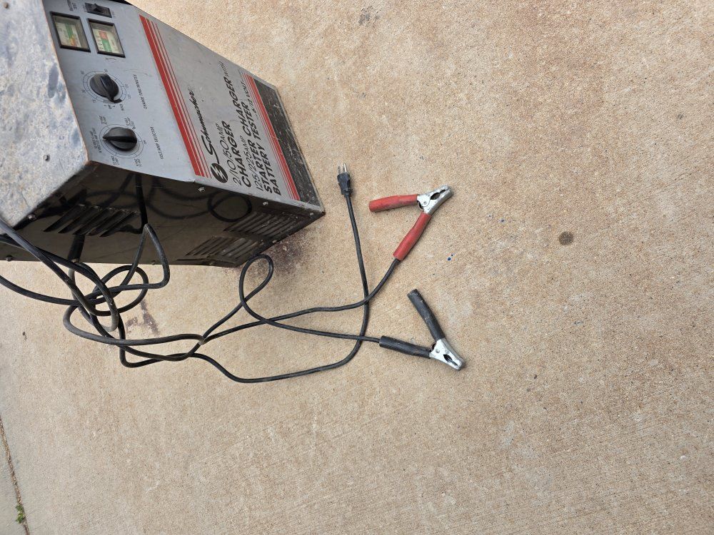 battery charger trickle charger