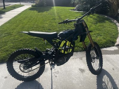 2025 Surron Light Bee X – Only 390 Miles