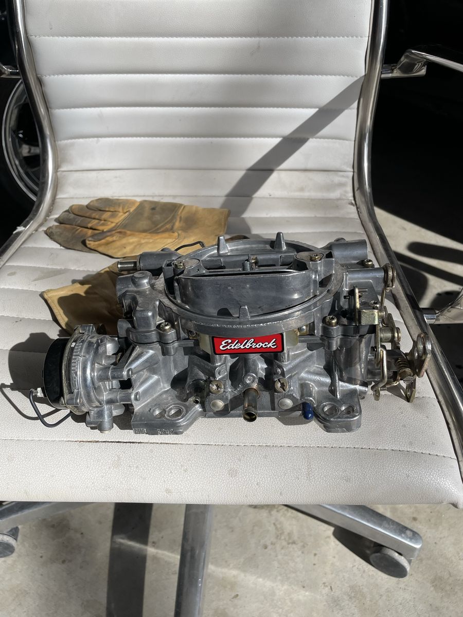 Edelbrock 650