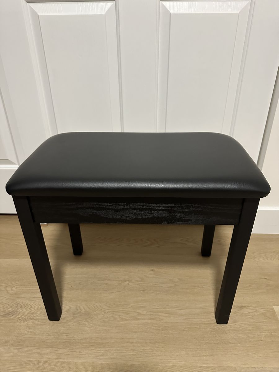 Main image 6