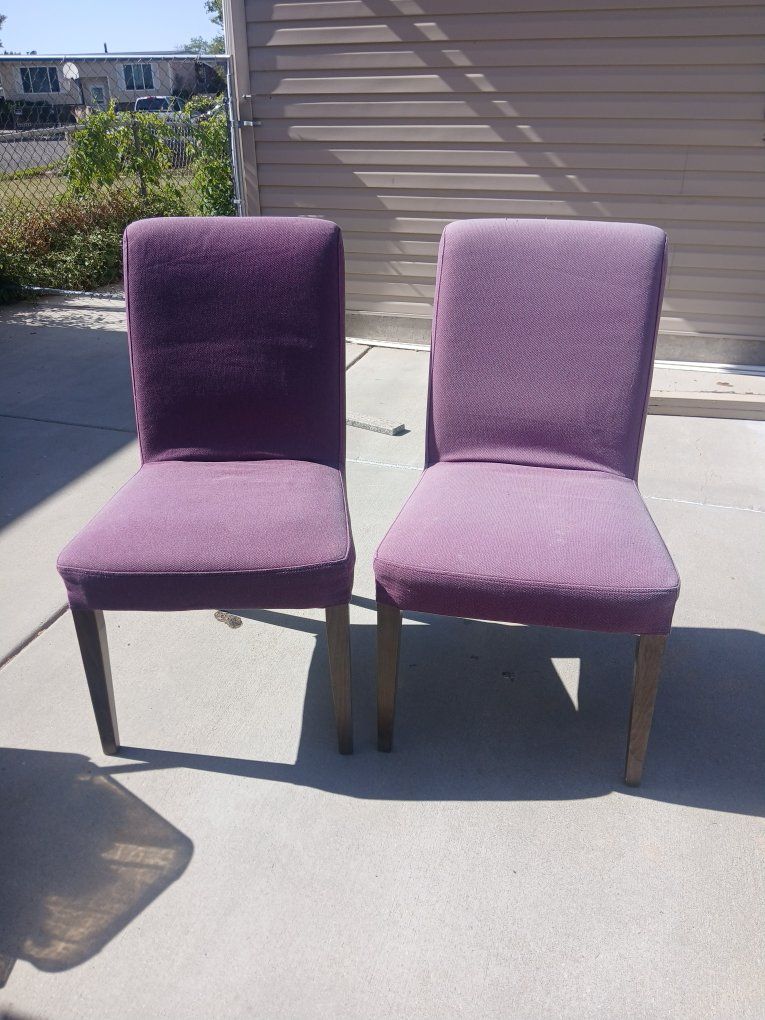 Pair of Purple Upholstered patio / Deck Chairs - Modern Design, Excellent Condition